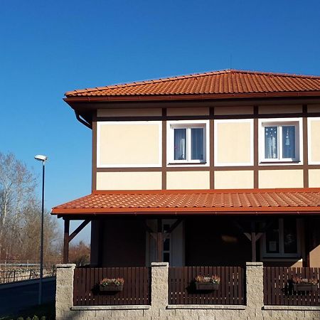 Pension Krásno Cheb Bagian luar foto