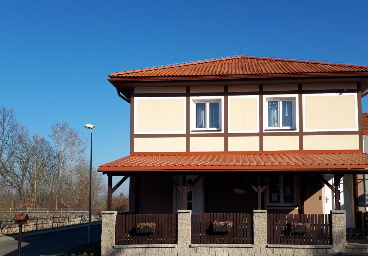 Pension Krásno Cheb Bagian luar foto